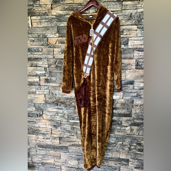Star wars chewbaca Brown Furry Hooded Onesie with Bandolier Accent - Picture 5 of 10
